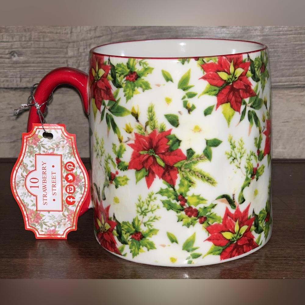 Super Cute 🥰 Poinsetta Mug by 10 Strawberry Street - NEW
